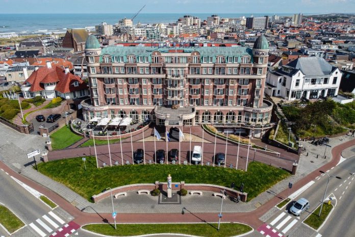 palace-hotel
